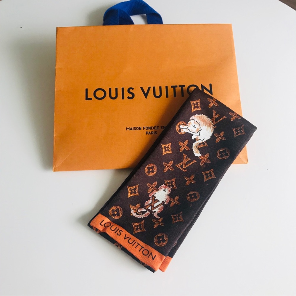 Louis Vuitton Catogram Bandeau